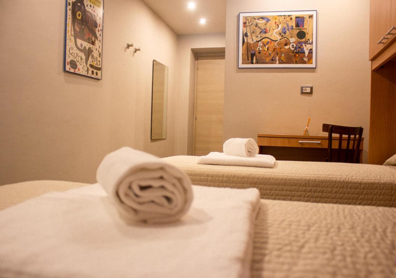 Trattoria Due Citroni Hotel Casalgrasso Екстериор снимка